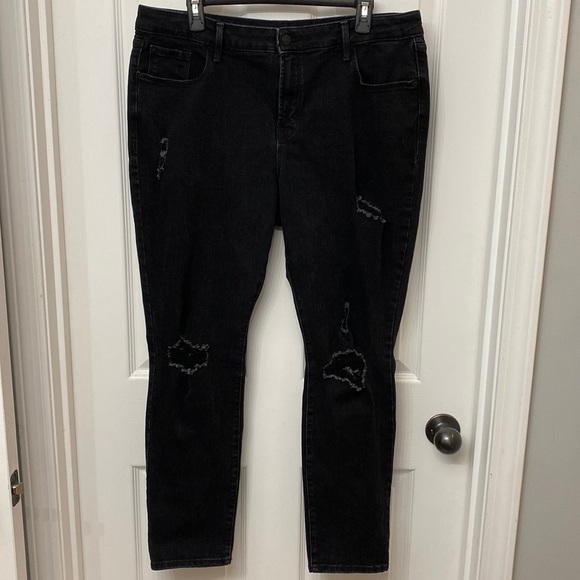 𝅺Old Navy Women’s Pop Icon Skinny Mid Rise Black Jeans Size 16 - Picture 1 of 11